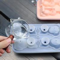 Moule à glaçons en silicone réutilisable, forme de chat 3D mignon, 4 cavités, moule à glace créatif en silicone pour bar, maison, restaurant