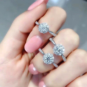 Anillo con diseño de capullo de flor para mujer, elegante y romántico, accesorio para el dedo, regalo para propuesta de matrimonio o boda - Product Image 3