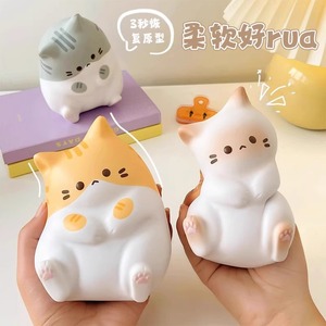 Jouet à presser en forme de chat mignon en PU, anti-stress pour filles, décoration de bureau, cadeau - Product Image 2