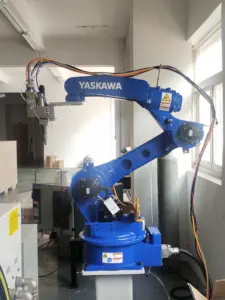 Yaskawa GP25 robotial Pick ve yer robot 6 eksen robot kol çeşitli uygulamalar için