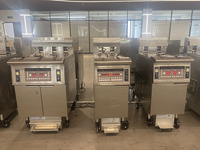 Machine commerciale de frites de poulet de grande capacité de la friteuse à gaz 75L avec la pompe à huile