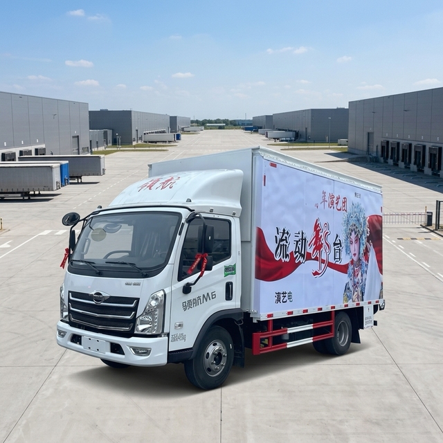Foton 4x2 Mobile Stage Truck with Hydraulic Expansion and Professional LED Display