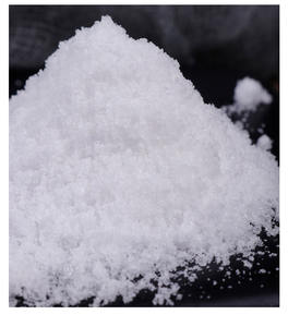 Составной разрыхлитель: основа — бикарбонат аммония, синергизирующий с бикарбонатом натрия, обеспечивает точный контроль выделения газа. - Product Image 2