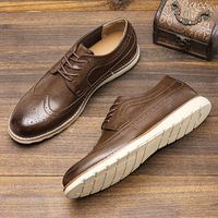 Chaussures décontractées brogues légères et respirantes pour hommes, pour l'exportation, style vintage printemps/été, confortables, en cuir synthétique PU