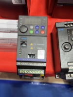 Variateur de fréquence YC-1800 VFD VSD 380V triphasé, contrôleur de vitesse de moteur AC, convertisseur à contrôle vectoriel