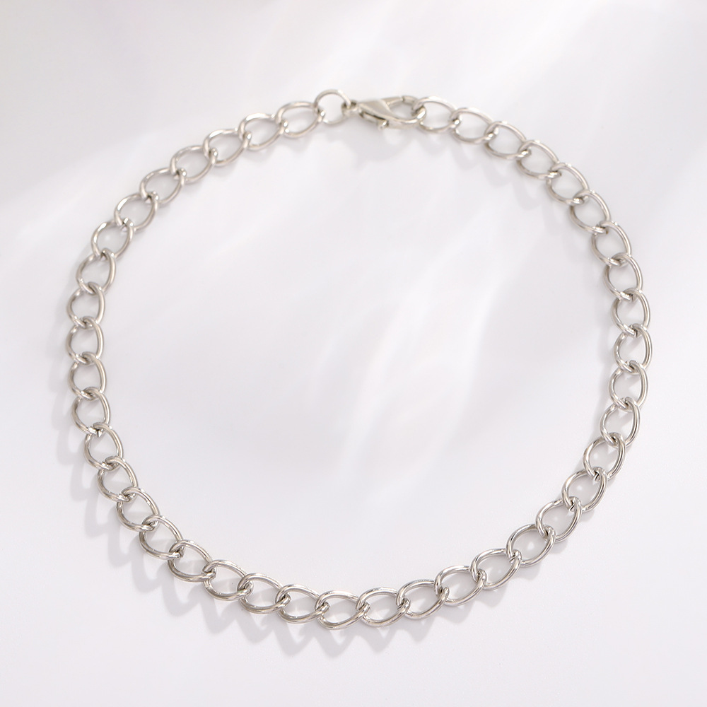 White K small chain