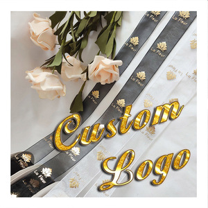 Cinta de Organza a Cuadros Ecológica Dorada con Estampado en Relieve de Nieve/Estrella/Corazón para Decoraciones Navideñas - Product Image 3
