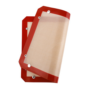 <span class=keywords><strong>Tapis</strong></span> <span class=keywords><strong>de</strong></span> cuisson en silicone <span class=keywords><strong>de</strong></span> qualité alimentaire avec boutons anti-débordement pour macarons et biscuits - Product Image 3