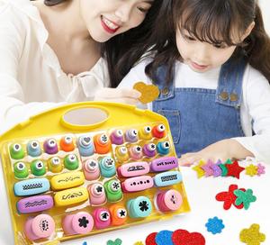 Ensemble de poinçons à papier 14 pièces, boîte de rangement pour l'artisanat artistique, façonneur de papier, cartes de <span class=keywords><strong>scrapbooking</strong></span>, loisirs créatifs, bricolage, artisanat pour enfants, OEM ODM, acier inoxydable - Product Image 2