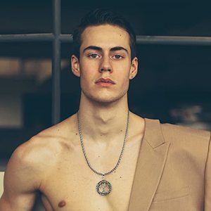 Factory Wholesale Fashion Vintage Hollow Wishing Tree Pendant Men Jewelry 316L Stainless Steel Life Tree Necklace - Product Image 5