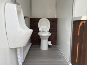 Remolque de Baño Móvil Posmoderno Glory con Panel Sándwich, Diseño Portátil Ecológico sobre Ruedas para Eventos al Aire Libre y Parques - Product Image 6