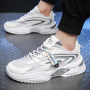 Zapatos casuales para hombre de alta calidad con suela gruesa, sencillos y a la moda, con un diseño de estilo deportivo. - Product Image 2