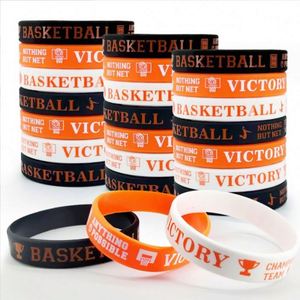 สายรัดข้อมือยางแบบกำหนดเอง สร้อยข้อมือซิลิโคนพร้อมโลโก้สั่งทำ สำหรับของขวัญส่งเสริมการขาย กีฬาบาสเกตบอล สายรัดข้อมือยาง - Product Image 5