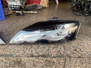 ไฟหน้า LED <span class=keywords><strong>มือสอง</strong></span>ของแท้สำหรับ <span class=keywords><strong>R8</strong></span>รถ <span class=keywords><strong>Audi</strong></span> V10 2007-2012 420098100 420941029N 420941029P 420941030N 420941030P