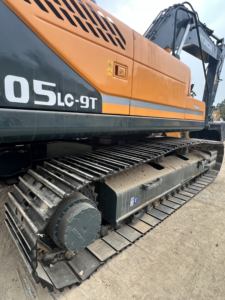 รถขุดตีนตะขาบมือสอง ฮุนได 305LC-9T น้ำหนัก 30 ตัน เครื่องจักรก่อสร้าง รถขุดมือสอง ฮุนได 305LC-9T - Product Image 4