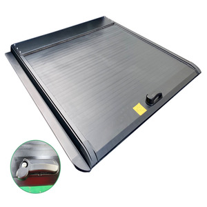 ฝาปิดกระบะท้ายแบบม้วนเก็บได้ ทำจากอลูมิเนียมอัลลอยด์ สำหรับรถกระบะโตโยต้า ทาโคมา ขนาด 5 ฟุต และ 6 ฟุต - Product Image 1