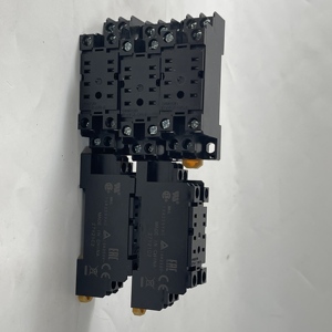 ซ็อกเก็ตรีเลย์ของแท้ใหม่ PYFZ-08-E - Product Image 1
