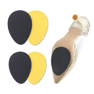 Adesivo Antiscivolo <span class=keywords><strong>per</strong></span> Suole Amazon Bestseller, Adesivo in <span class=keywords><strong>Gomma</strong></span> Resistente all'Usura e Silenziatore <span class=keywords><strong>per</strong></span> <span class=keywords><strong>Scarpe</strong></span> con Tacco Alto - Product Image 1