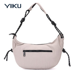 Bolso de Hombro Tipo Tote Acolchado de Algodón Suave con Diseño de Nubes, Estilo Casual, para Mujer, Primavera-Verano, Nuevo - Product Image 1