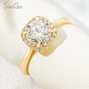 Anillo de Compromiso Unisex Clásico con Halo de Oro Amarillo de 18K y Diamante Cultivado en Laboratorio de Corte Brillante Redondo de 1.33ct y 6.79mm, 2.82g - Product Image 3