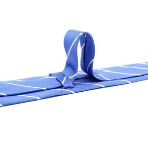 Logo Basculement Suède <span class=keywords><strong>IFK</strong></span> Football Club Cravate Personnalisée Crayon Officiel Rayé Bleu Blanc Soie Tissé Hommes Football Sports Club Cravate - Product Image 5