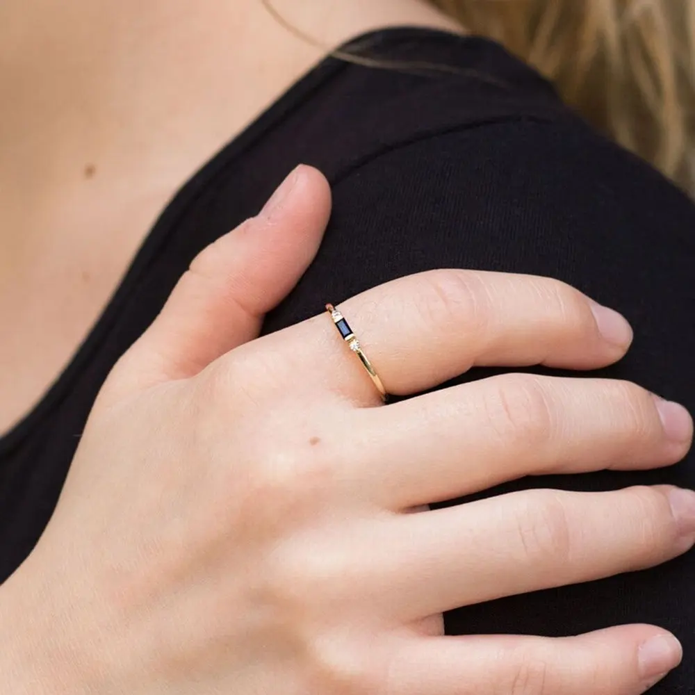 Cổ điển phổ biến hình học hình chữ nhật kim cương Nhẫn Cubic Zirconia đồ trang sức tùy chỉnh Nhẫn đính hôn Màu xanh sapphire moissanite Vòng