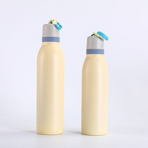 Nuevas Botellas de Agua Aisladas de <span class=keywords><strong>Acero</strong></span> Inoxidable de Doble Pared para Deportes y Viajes, de 500 ml y 750 ml, con Logotipo Personalizado - Product Image 4