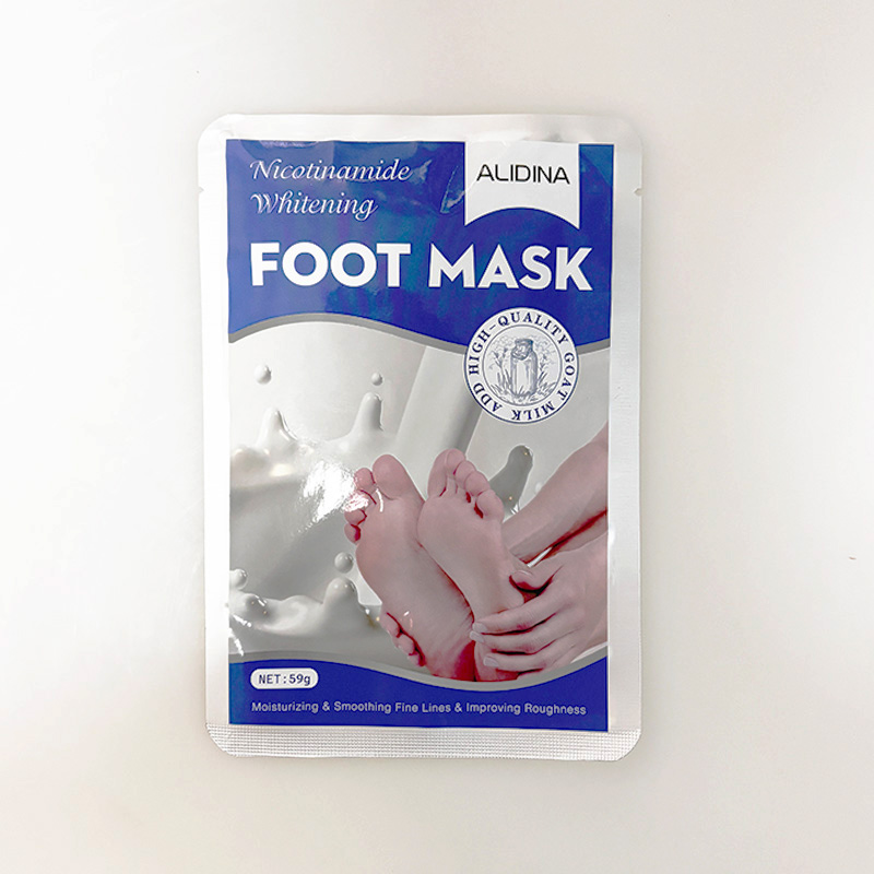 MASCARILLA BLANQUEADORA PARA PIES CON LECHE DE CABRA