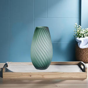 Porte-bougie, porte-cire, mini vase simple, petit vase classique, design de créateur, ornements de table à manger pour mariage, anniversaire, verre transparent - Product Image 3