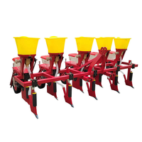 Semoir à maïs monté à 4 rangs avec boîte de vitesses, machine agricole de haute précision pour la plantation du maïs