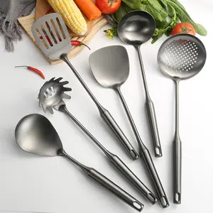 New Arrival Modern 6 Pieces Titanium Utensílio De Cozinha De Aço Inoxidável Acessórios Conjunto