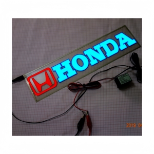 Pegatina para Auto EL de 400x100mm para Sedán y SUV. Altamente visible por la noche. Ser visto significa ser más seguro. Protege tu conducción nocturna - Product Image 4