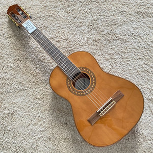 Caoba en stock a bajo precio, 3/4, 1/2, 580, guitarra clásica, tapa de cedro, laca brillante, mm de longitud - Product Image 6