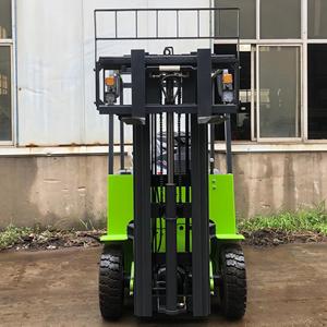 Montacargas Eléctrico Contrabalanceado Sharefer CPD-25FE de 4 Ruedas con Sistema de Alimentación CA Completo, Válvulas de 3 Vías y Mástil de Amplia Visibilidad - Product Image 4