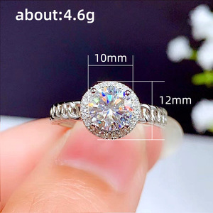 Anello Classico con Micro Pavé di Zirconi per Donne, Gioiello Elegante e Scintillante per le Dita - Product Image 5