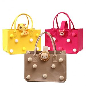 Promotion : Sacs fourre-tout spacieux en feutre de laine élégants avec logo personnalisé pour cadeaux de célébration du 100e jour - Product Image 1