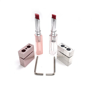 Prix usine petit 3D 2 cavités bricolage rouge à lèvres moule 11.1mm or Rose alliage d'aluminium lèvre Rouge baume à lèvres outil de maquillage emballé dans un sac - Product Image 1