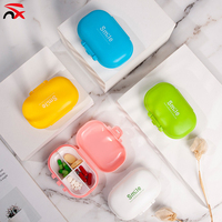 Grosir murah dicetak Logo Travel portabel satu minggu Macaron empat kompartemen Mini plastik Vitamin obat kotak penyimpanan pil