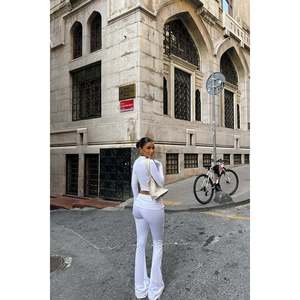 Pantalon de costume blanc pour femme, pantalon de costume blanc élégant - Product Image 1