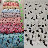 Tissu en dentelle perlée en gros, Tissu de luxe en dentelle de velours perlée, Tissu en dentelle de tulle à fleurs