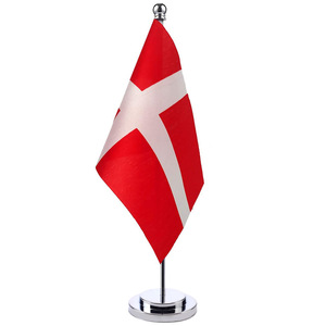 Drapeau du <span class=keywords><strong>Danemark</strong></span> imprimé numériquement double face 4''x5'' en polyester imperméable 1440dpi, taille personnalisable, pour table - Product Image 1