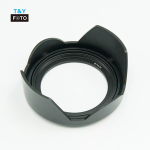 L'objectif Tianya 49-86 mm est doté d'un pare-soleil métallique réversible à rotule et est compatible avec les objectifs de 62 mm, 67 mm et 72 mm. - Product Image 4