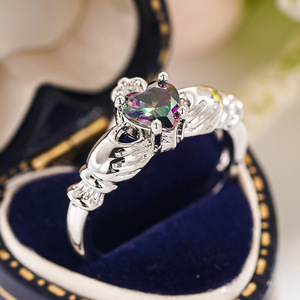 Anello con design a cuore e arcobaleno, stile dolce, per donna - Product Image 6