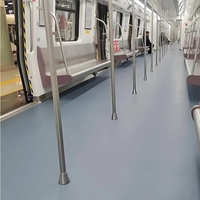 Revêtement de sol en vinyle PVC martelé confortable de 2 mm et 3 mm, classe R10, antidérapant, en rouleaux pour gares ferroviaires et aéroports