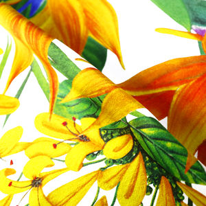 شعر نسائي جميل عالي الجودة مربع من الحرير بالزهور من Sciarpa Di Seta - Product Image 4