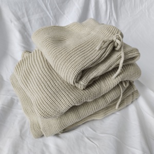 Vêtements personnalisés assortis pour maman et moi, vêtements unisexes tricotés en 100% coton moucheté et uni pour l'automne et l'hiver - Product Image 4