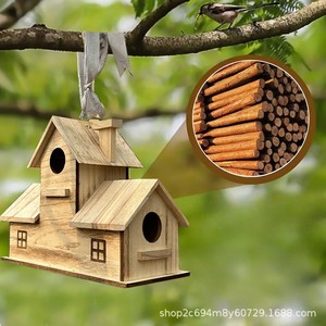 Casa para Pájaros de Madera Sólida para Exteriores, Estilo Villa, Nido Colgante para Aves, Acabado Natural, Tamaño Pequeño - Product Image 2
