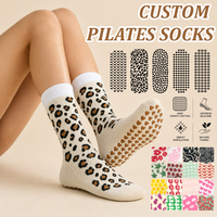Chaussettes de Pilates en coton pour femmes, antidérapantes, avec logo imprimé léopard, design de luxe, pour le ballet, vente en gros