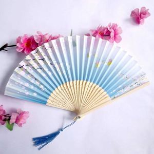 Abanico Plegable Japonés de Seda, Marco de Bambú Ecológico con Patrones Huecos Tallados, Wenshan, Manualidades DIY para Fiestas, Pintado con Motivos de Amor - Product Image 3