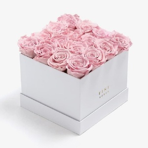 Aktuelle Dekorative Blumen- und Pflanzenboxen für Verpackungen Boxycharm Abonnement Rosenbox - Product Image 2